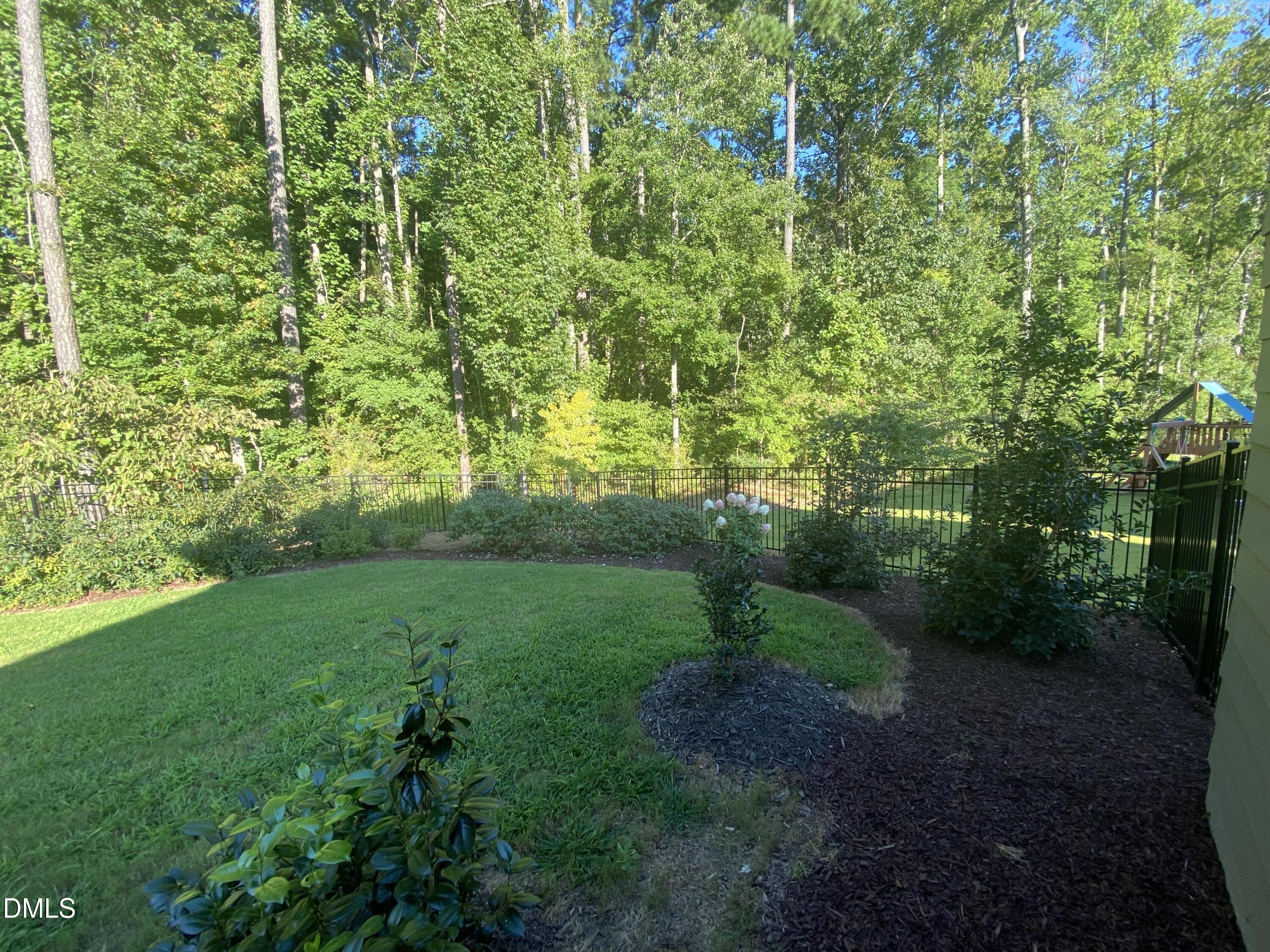 17 Monteith Drive Chapel Hill NC 27516