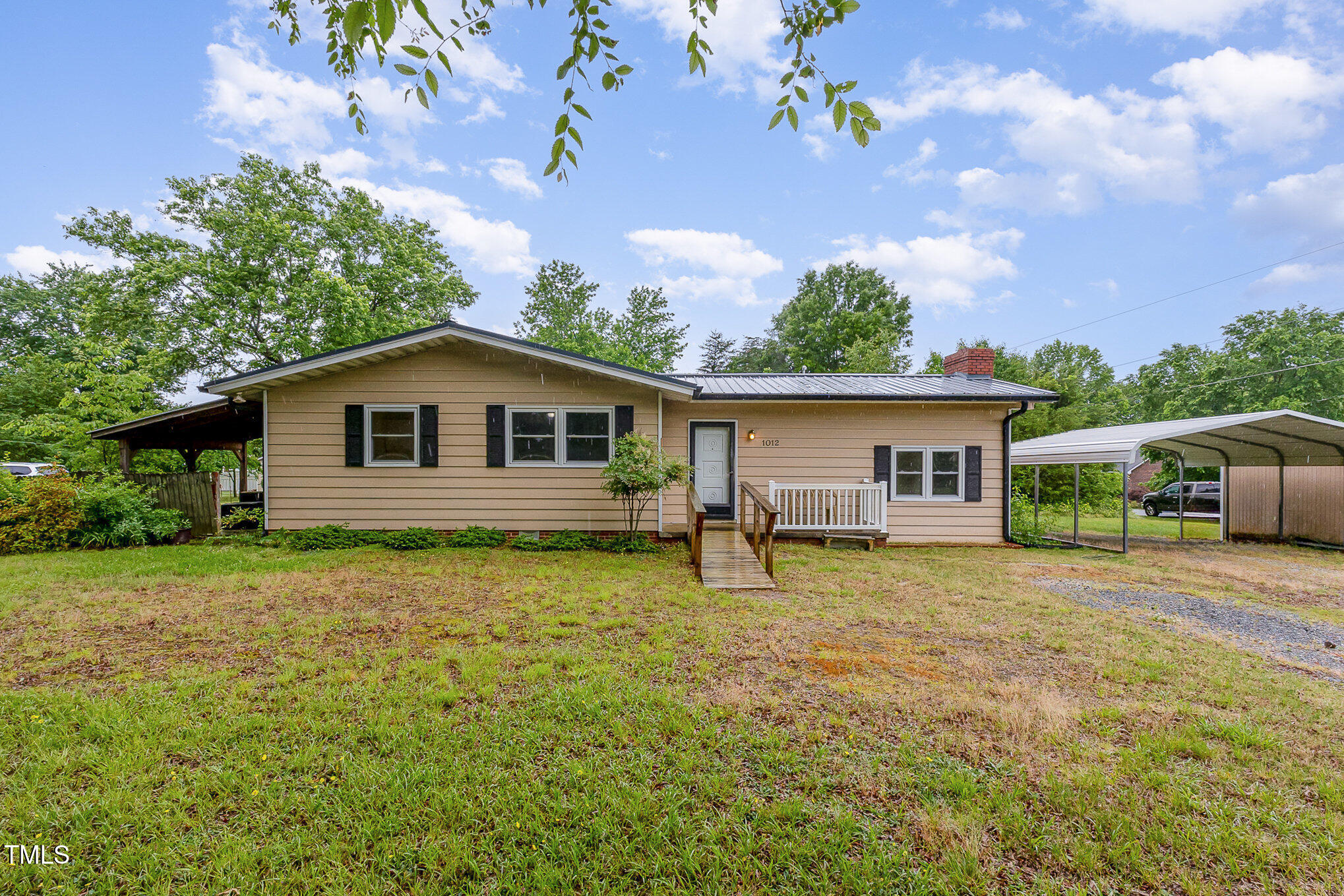 1012 Roxboro Street Haw River NC 27258