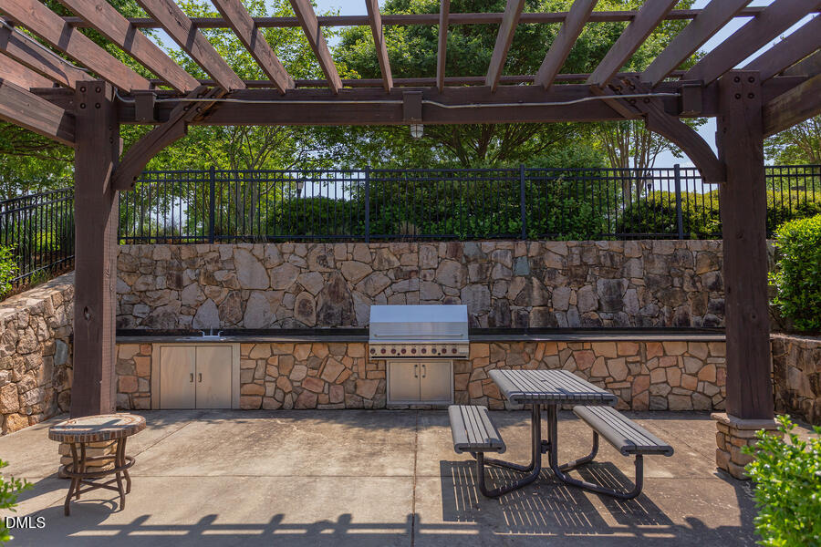 39 Monteith Drive Chapel Hill NC 27516