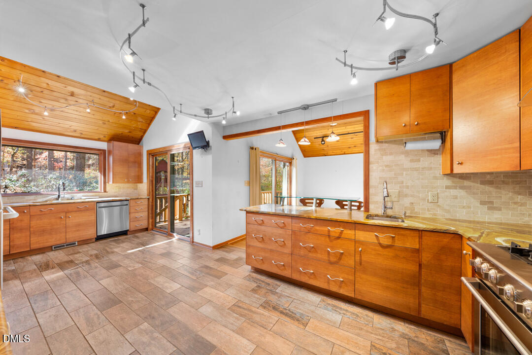 1412 Arboretum Drive Chapel Hill NC 27517