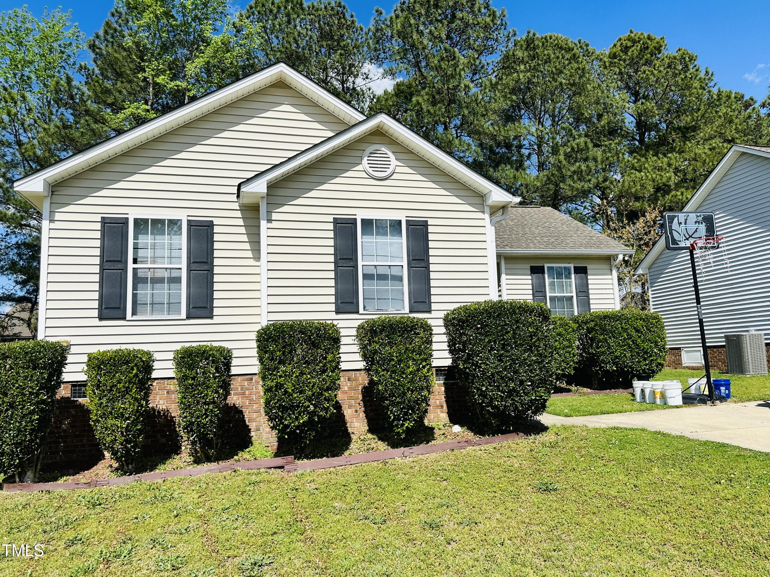 612 Avondale Drive Clayton NC 27520