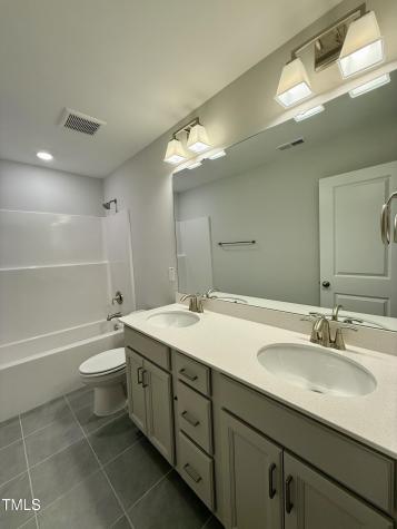 824 Putney Hill Road Zebulon NC 27597