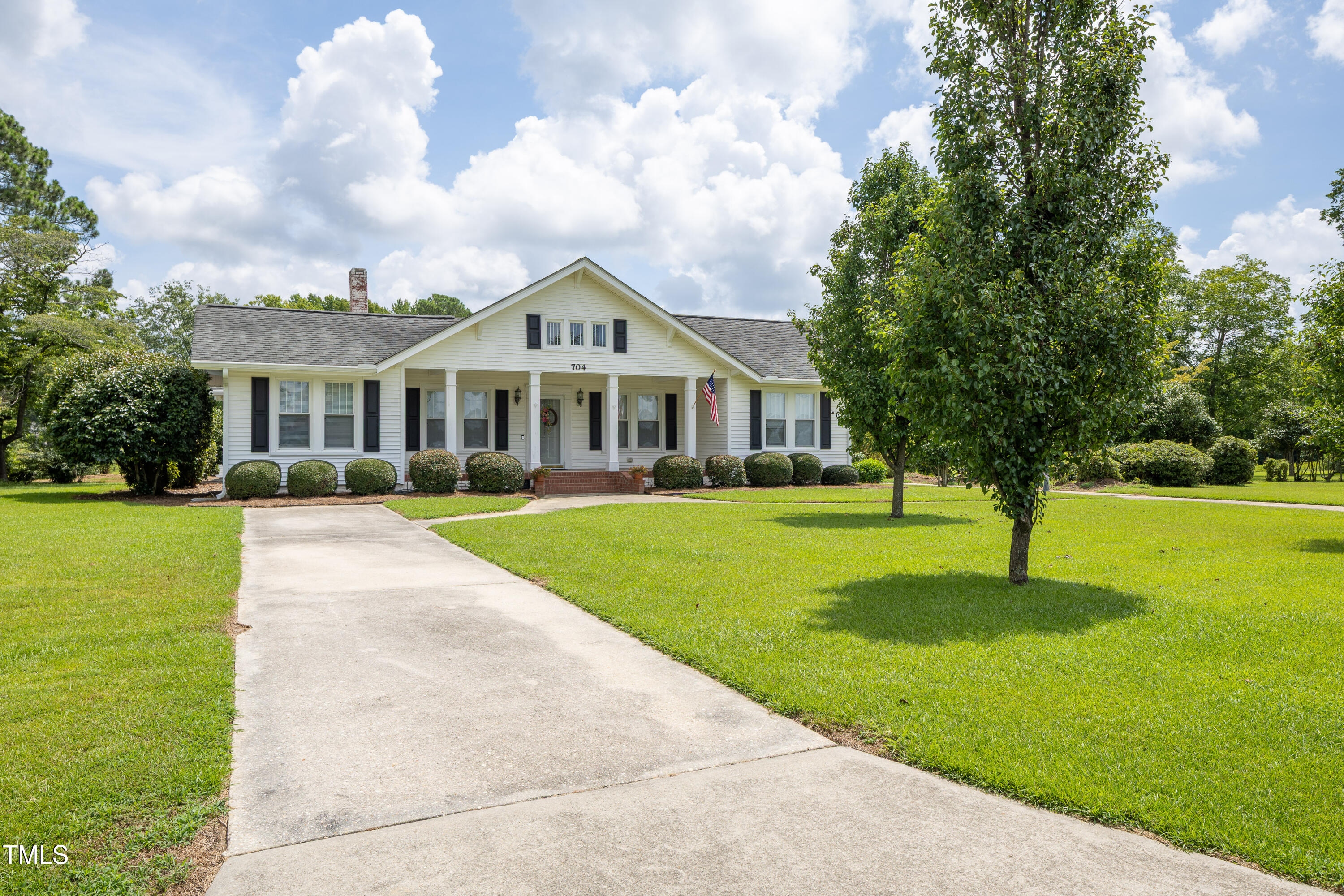 704 N Lincoln Street Benson NC 27504