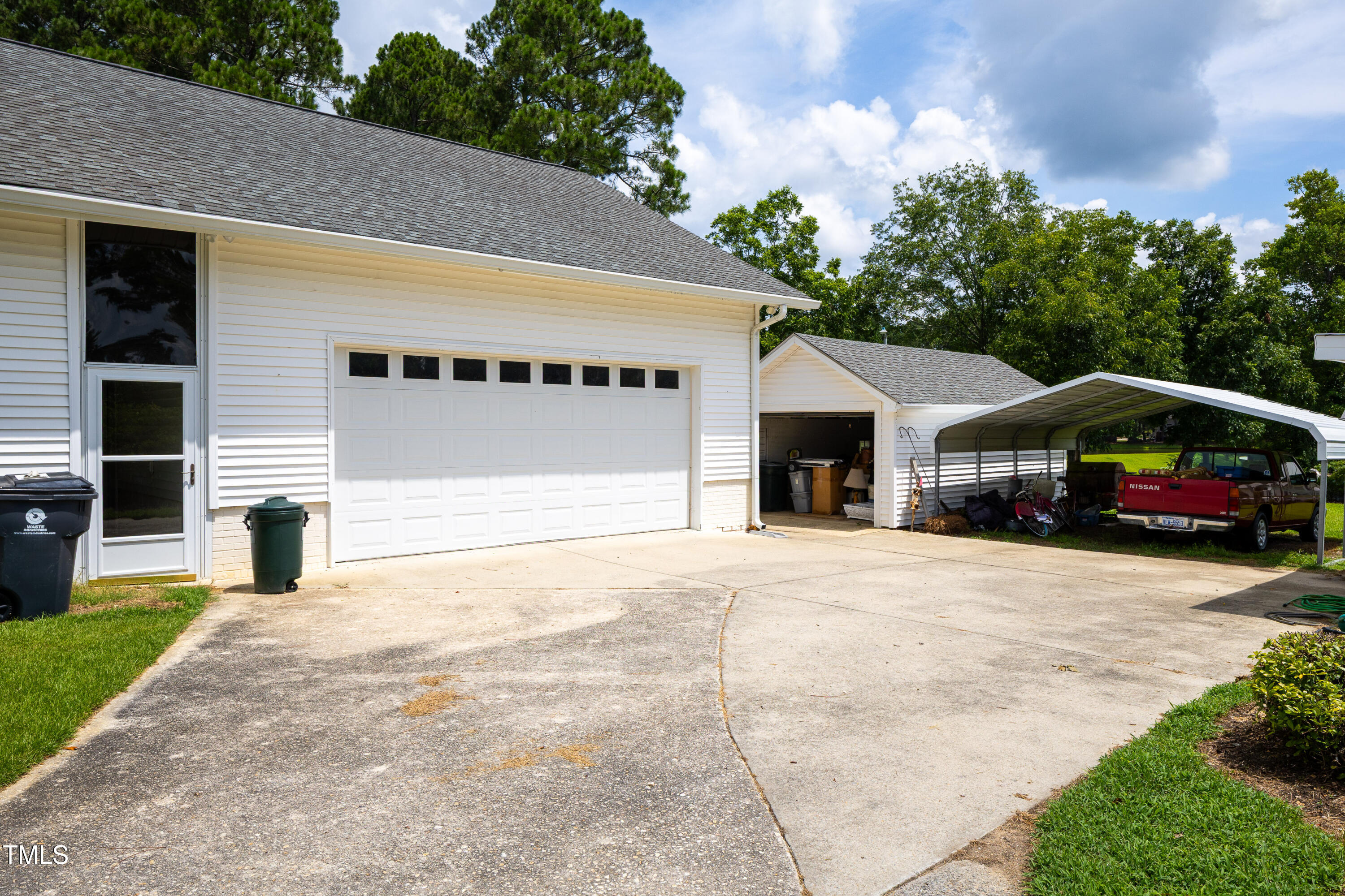 704 N Lincoln Street Benson NC 27504