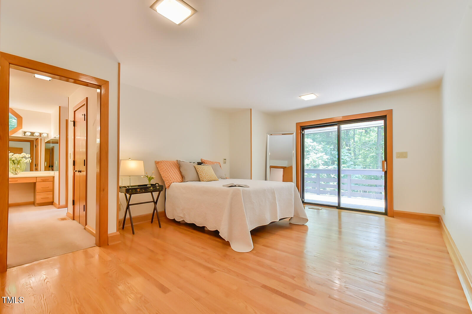 110 Wolfs Trail Chapel Hill NC 27516