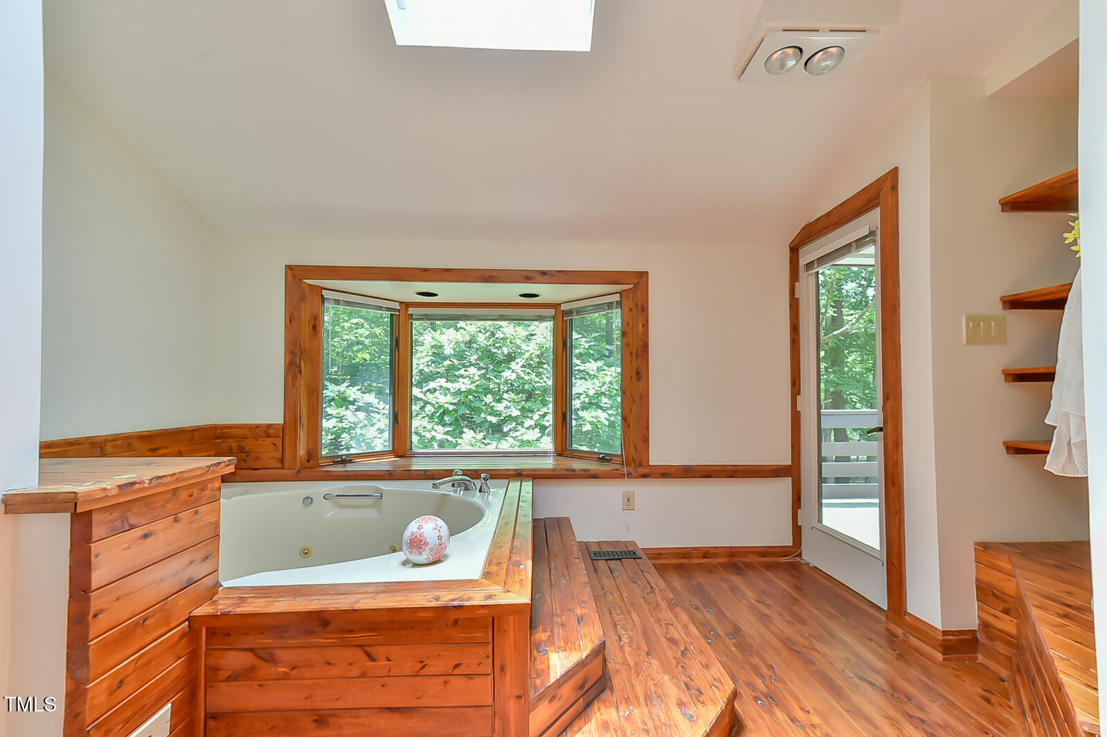 110 Wolfs Trail Chapel Hill NC 27516