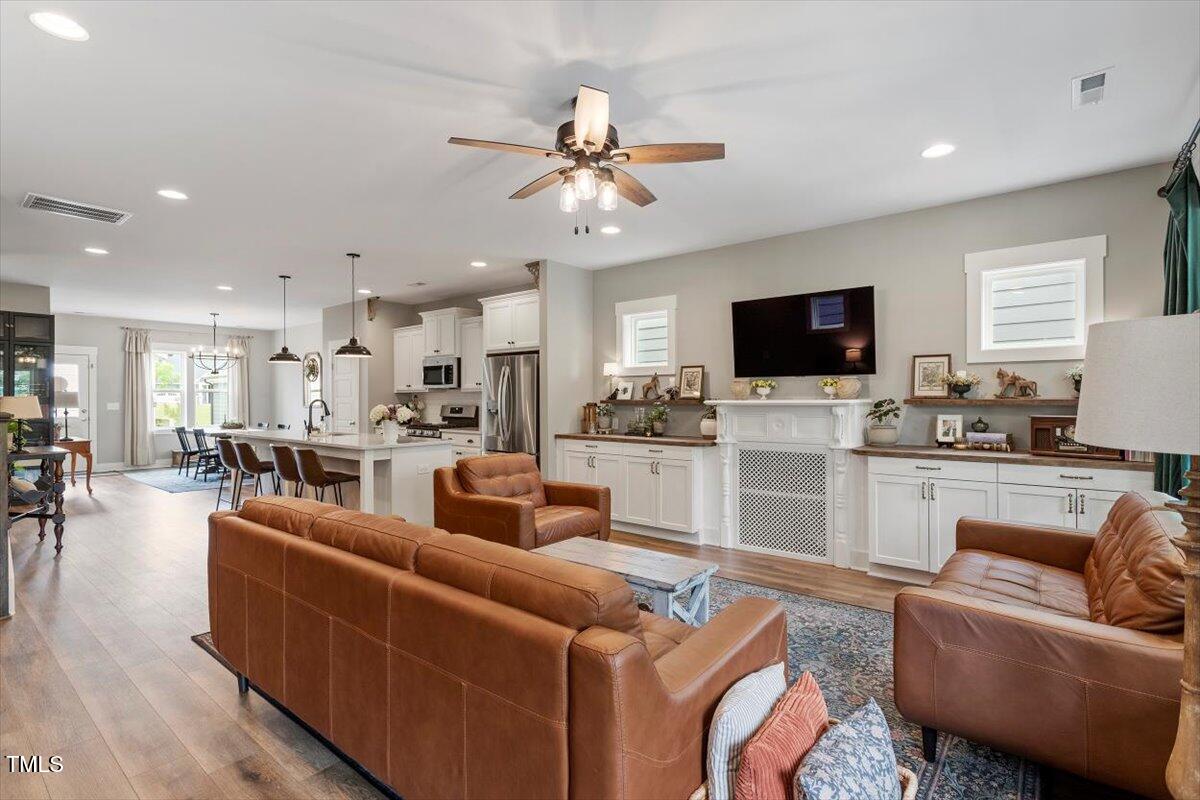 586 Great Ridge Parkway Chapel Hill NC 27517