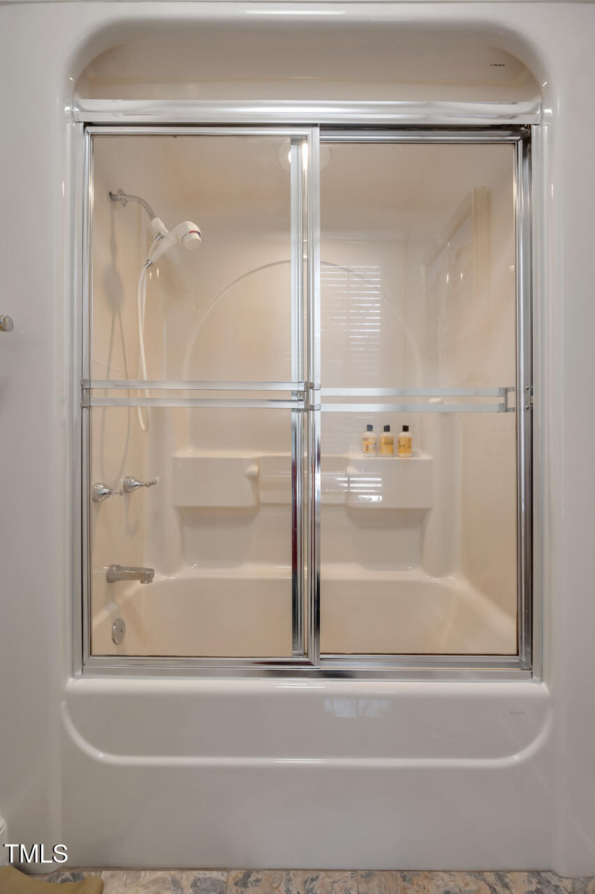 71005 Everard Chapel Hill NC 27517