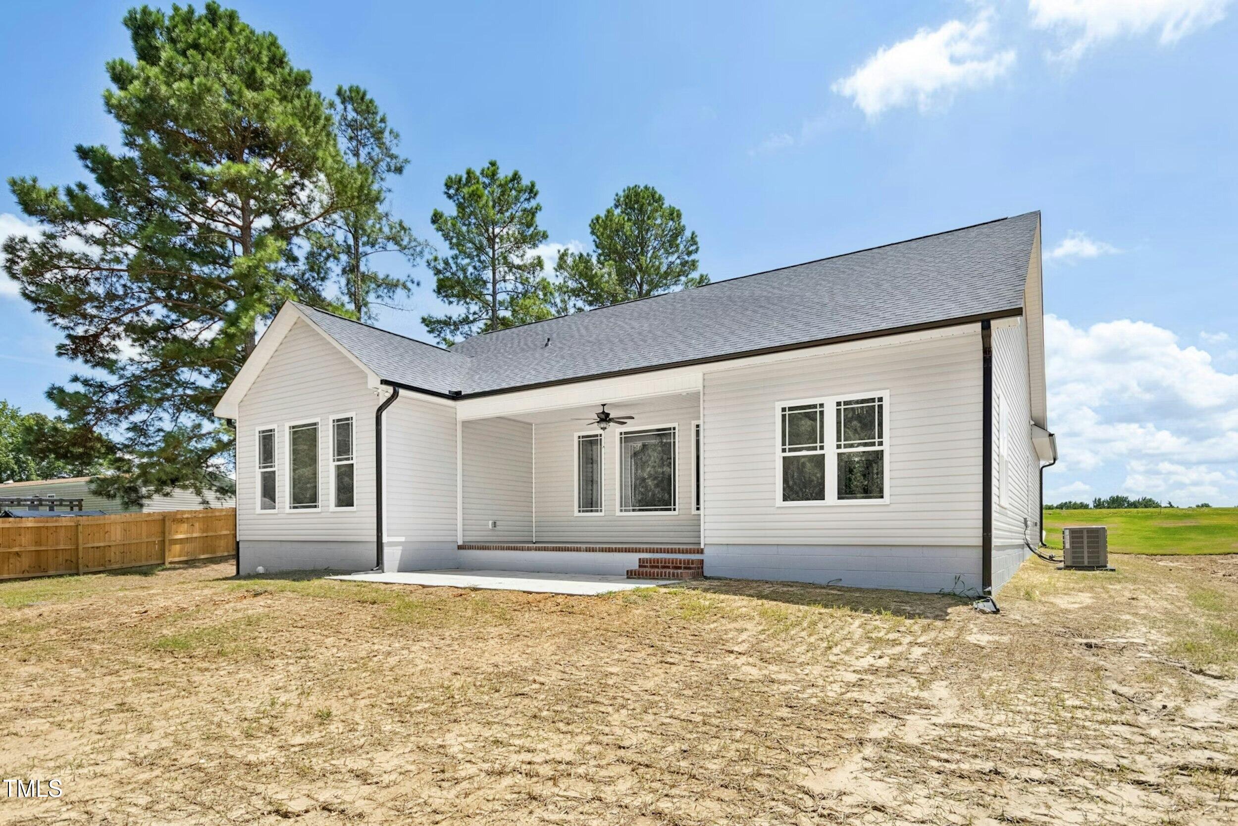 776 Shade Tree Road Benson NC 27504