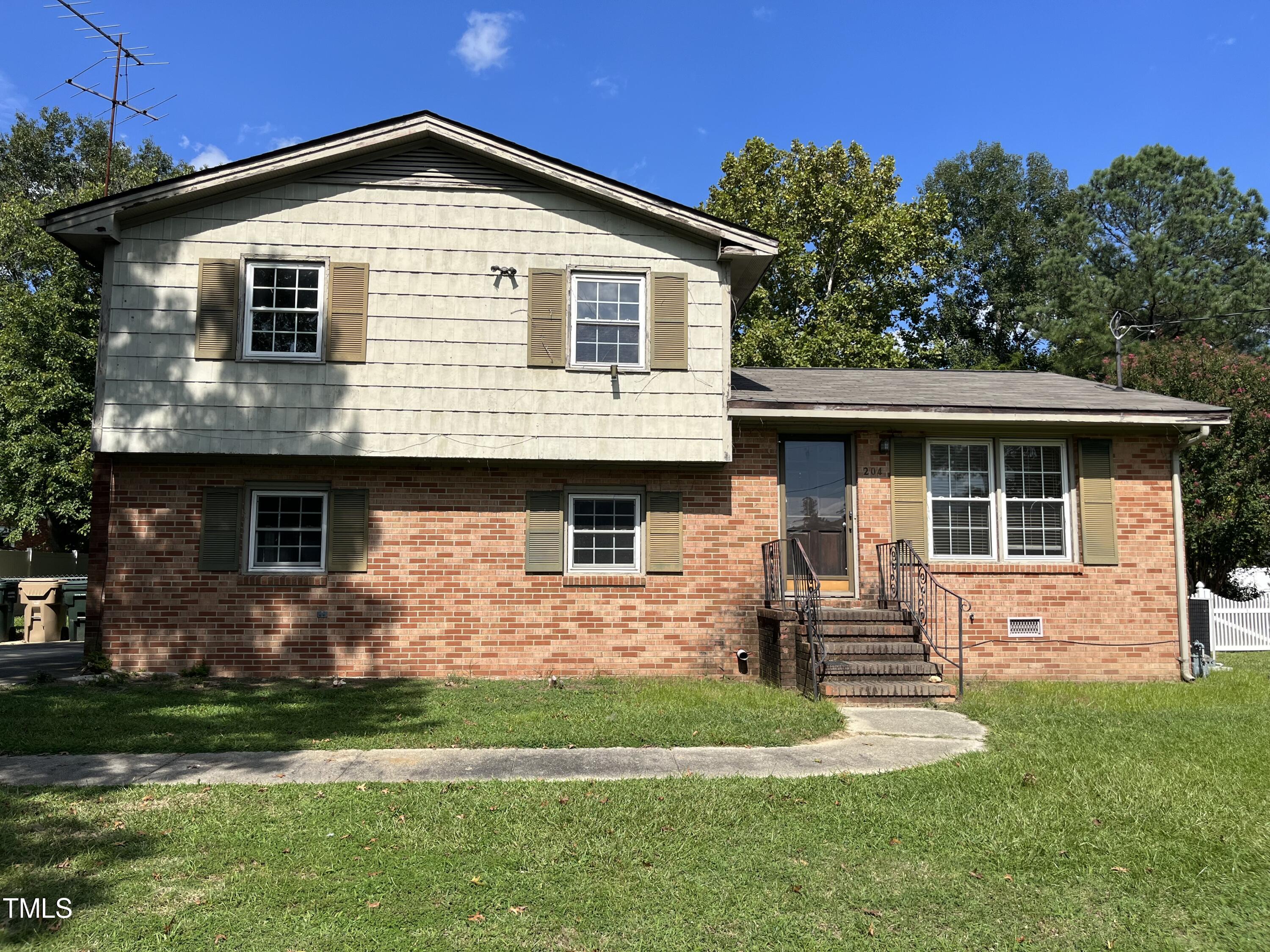 204 Flamingo Drive Clayton NC 27520