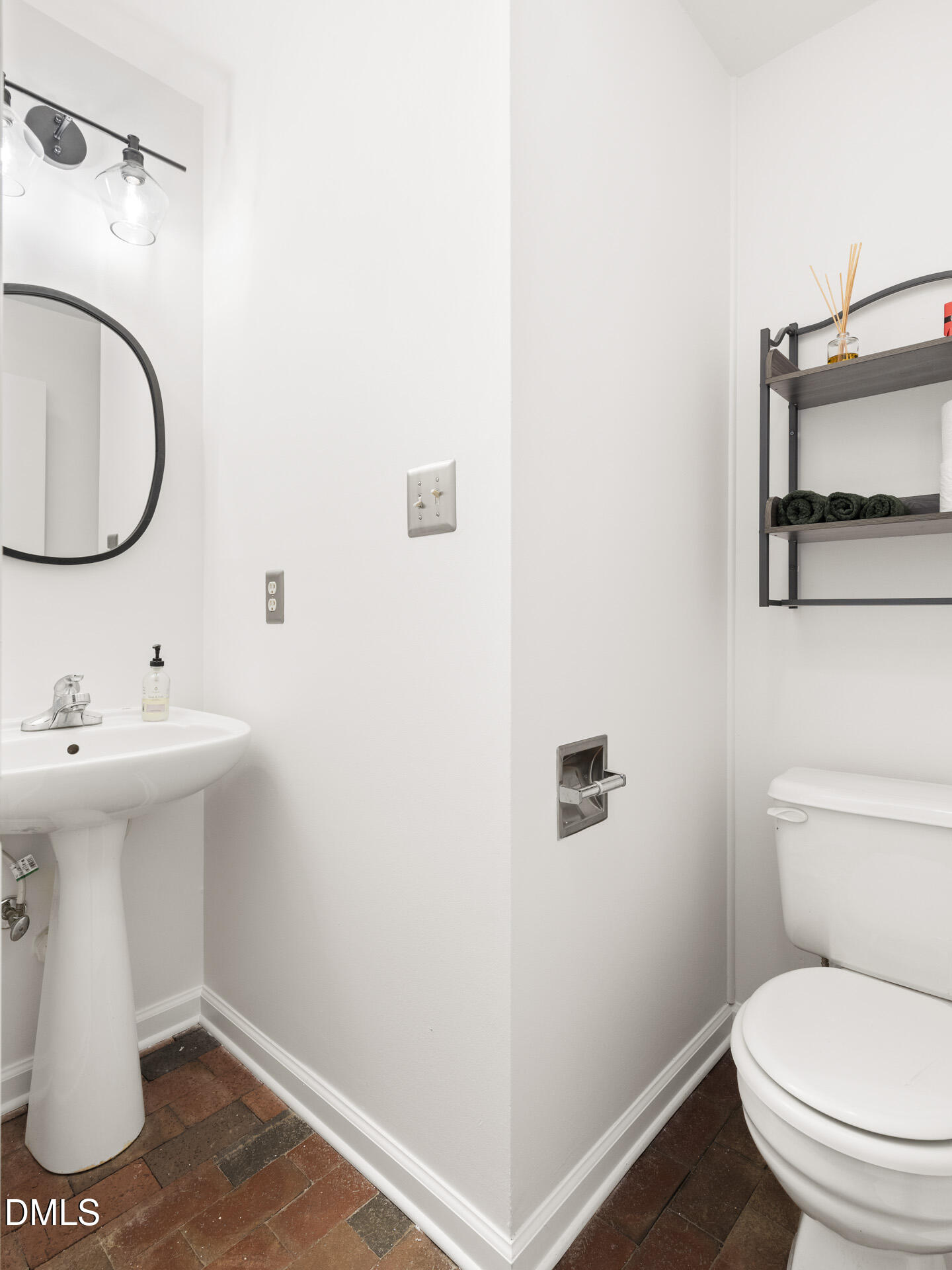 1209 C Hillsborough Road Chapel Hill NC 27516