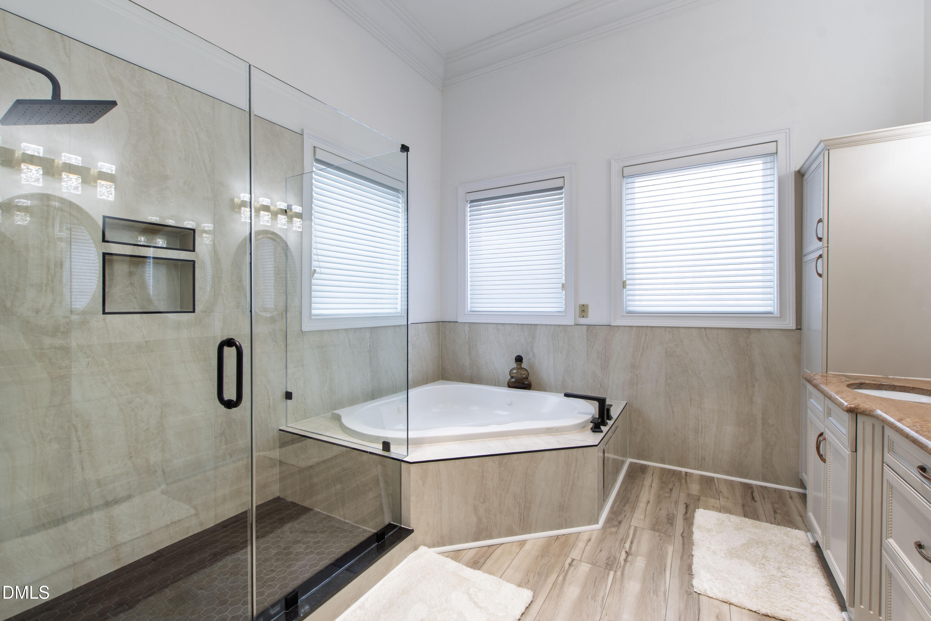 40002 Worth Chapel Hill NC 27517