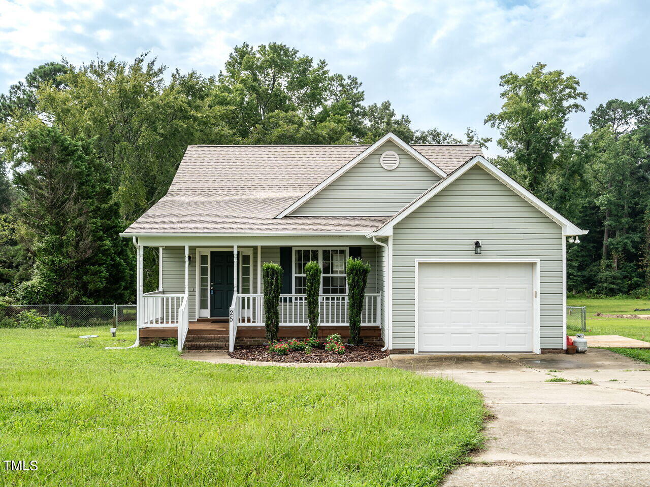 25 Glory Ridge Way Clayton NC 27520