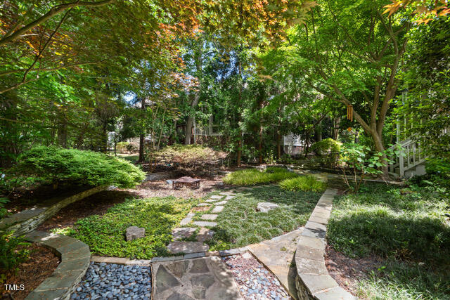 81502 Alexander Chapel Hill NC 27517