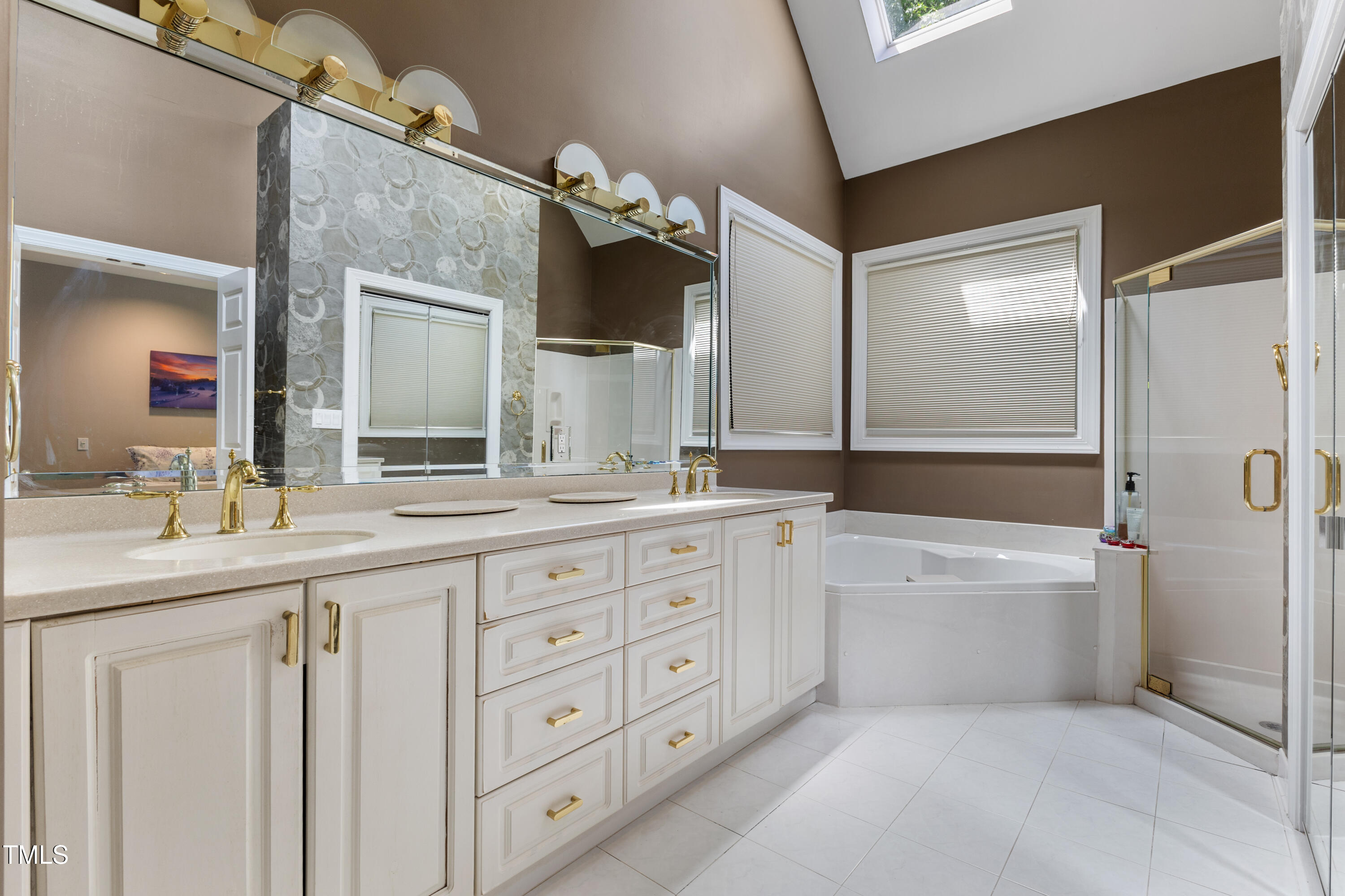 81502 Alexander Chapel Hill NC 27517