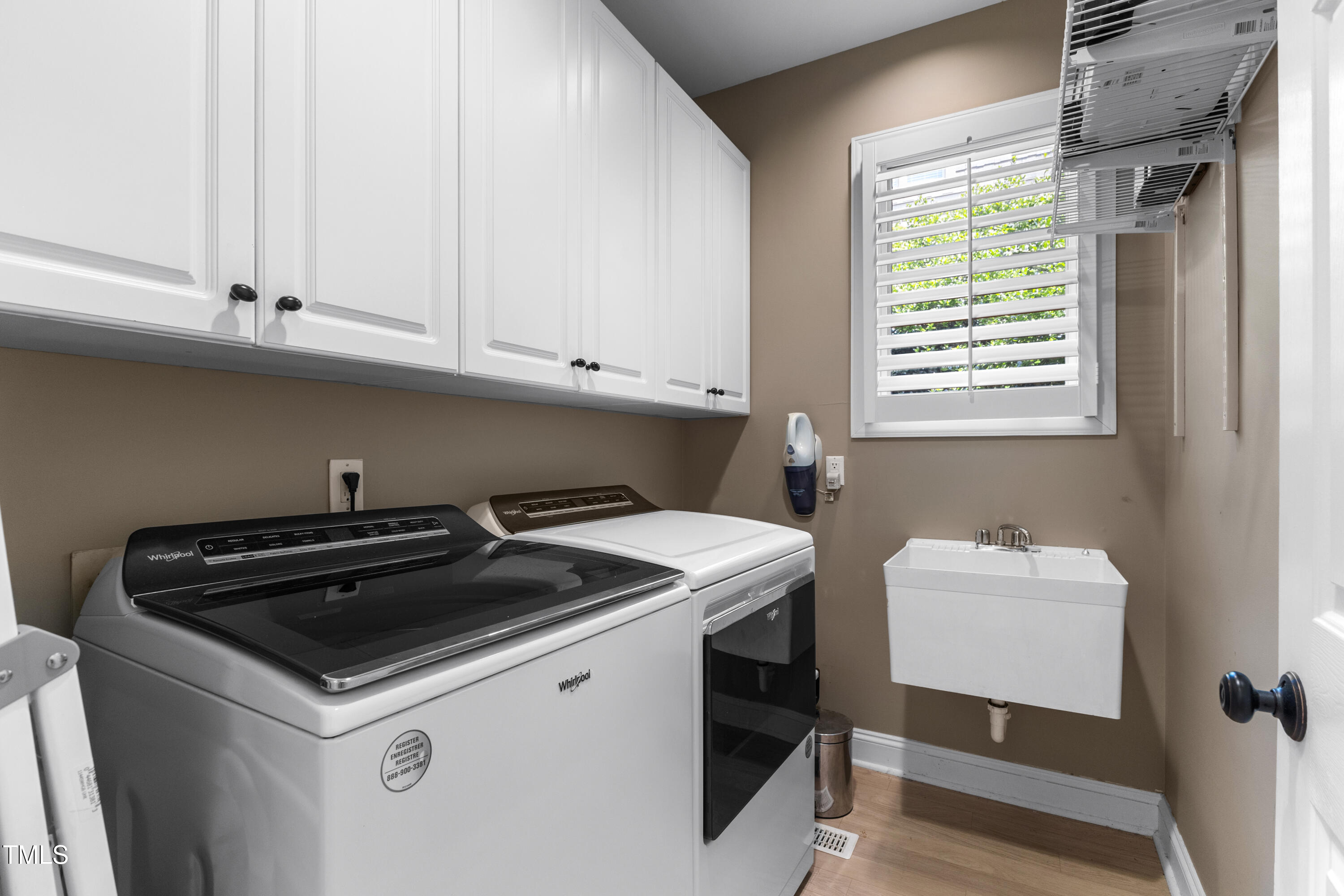 81502 Alexander Chapel Hill NC 27517