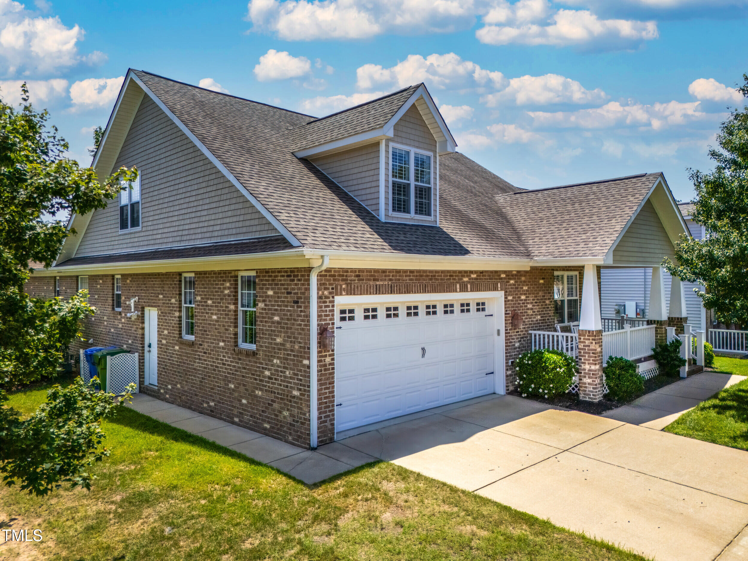 1218 Crystalwater Drive Fuquay Varina NC 27526
