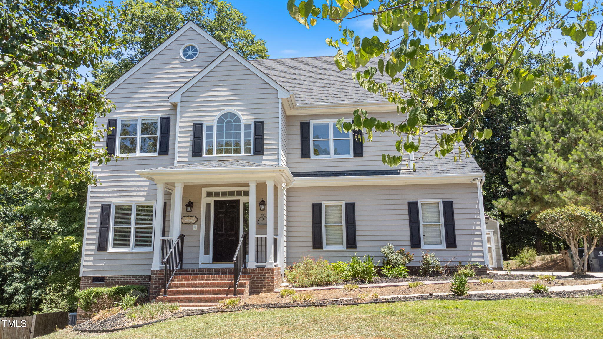 912 Bonhurst Drive Holly Springs NC 27540