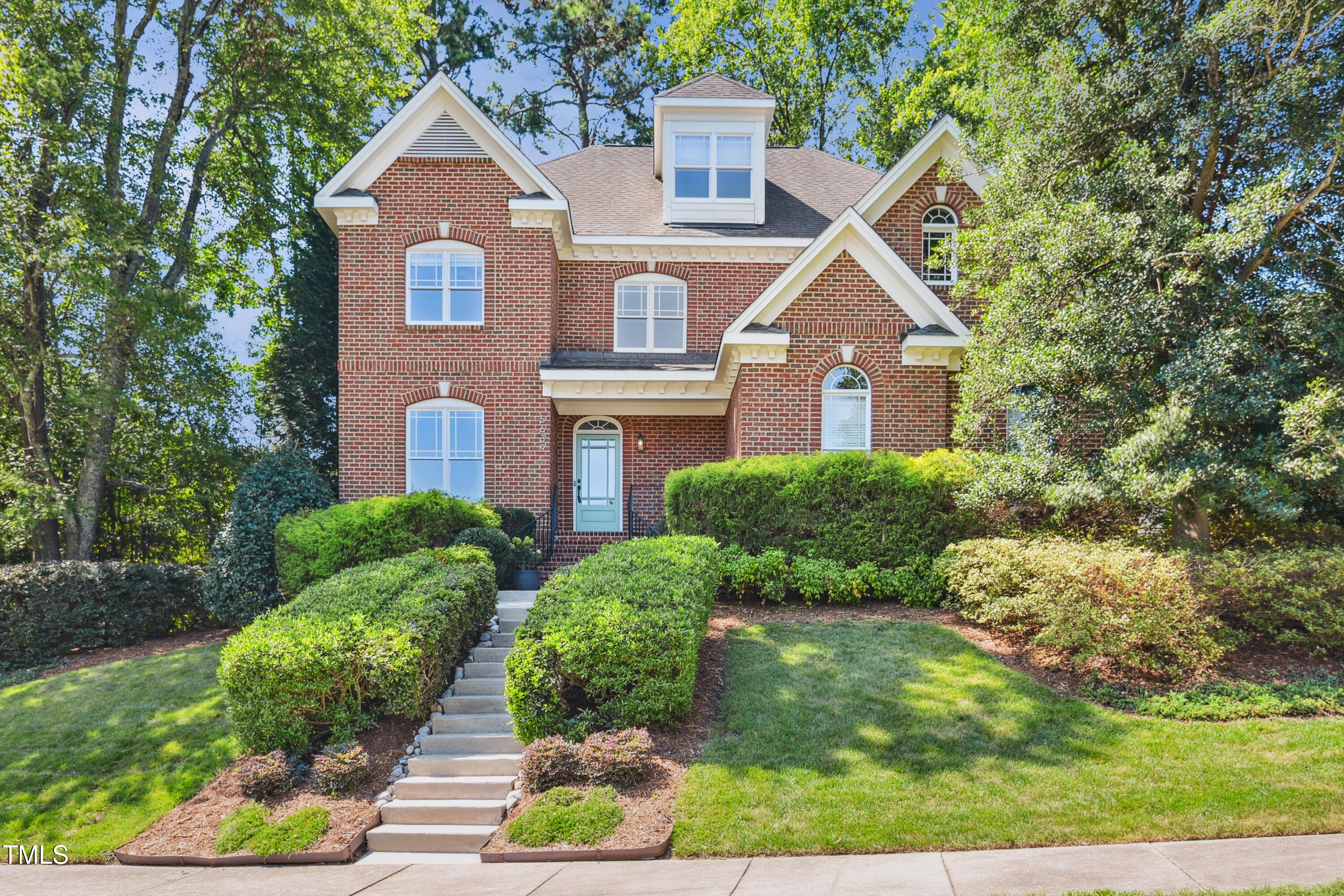 5639 Bennettwood Court Raleigh NC 27612