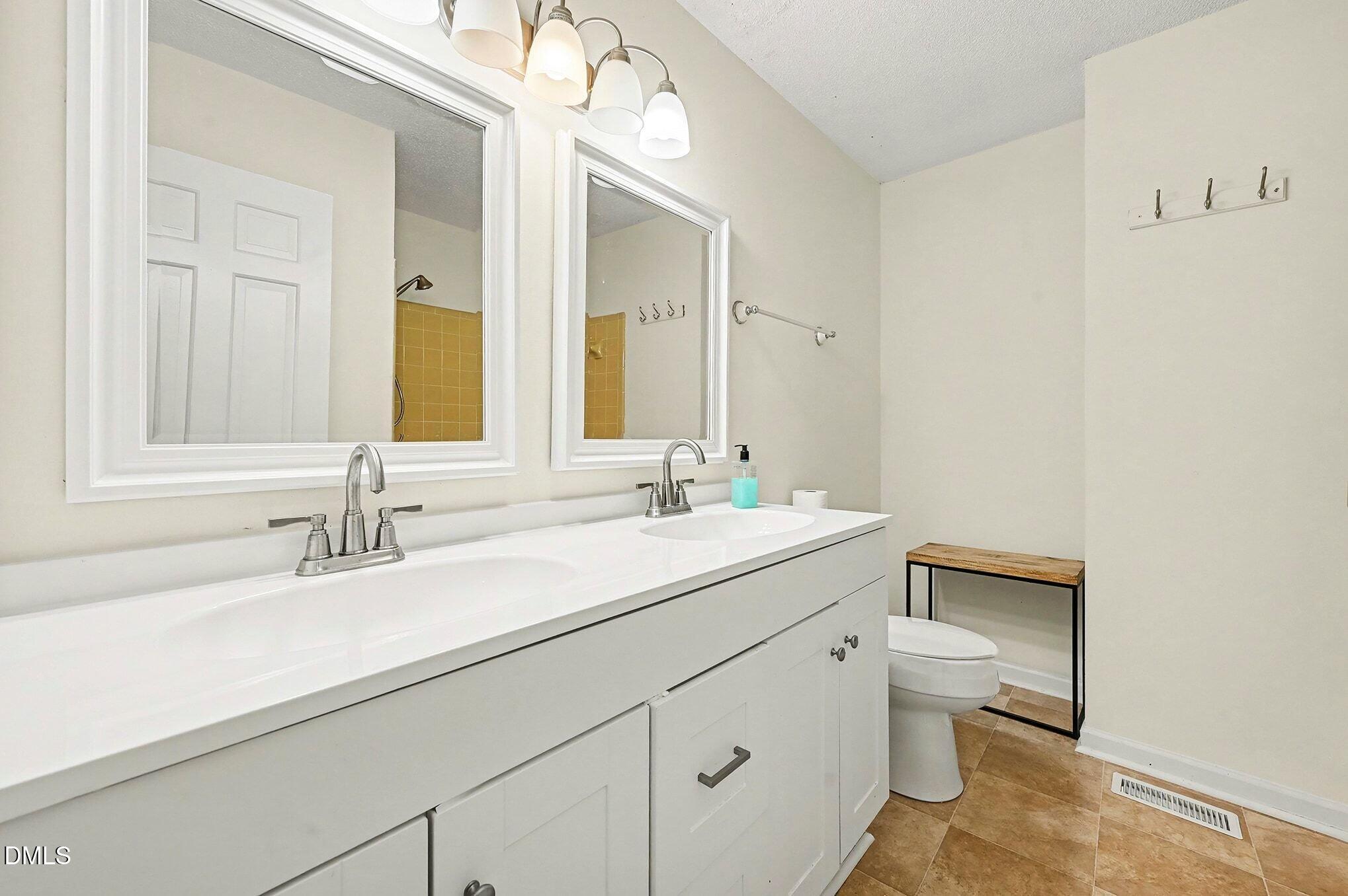 1920 White Plains Road Chapel Hill NC 27517