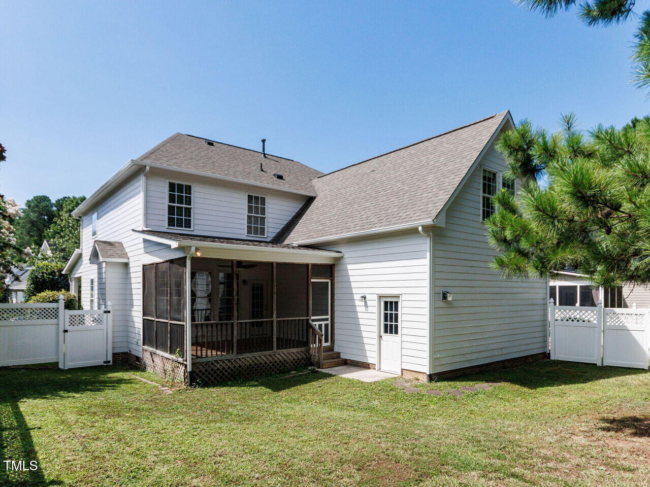 30158 Pharr Chapel Hill NC 27517