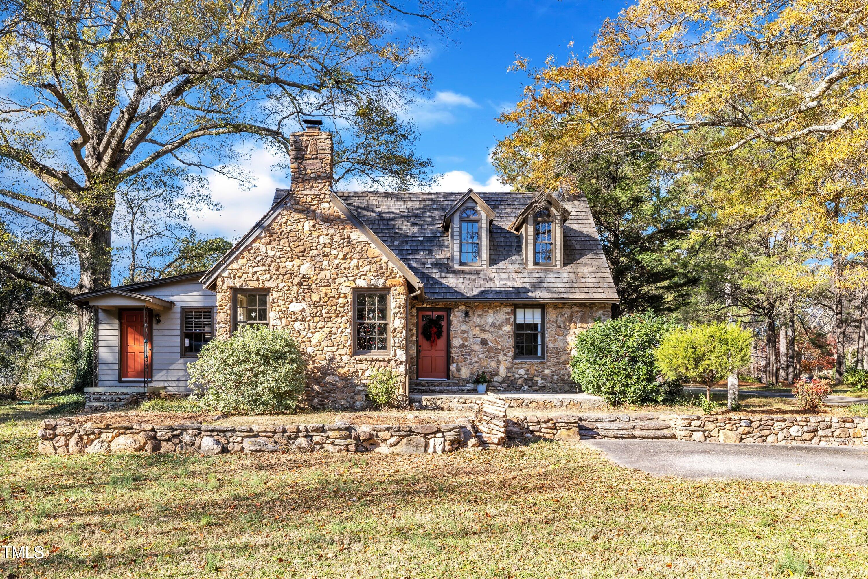 1310 Glencastle Way Raleigh NC 27606