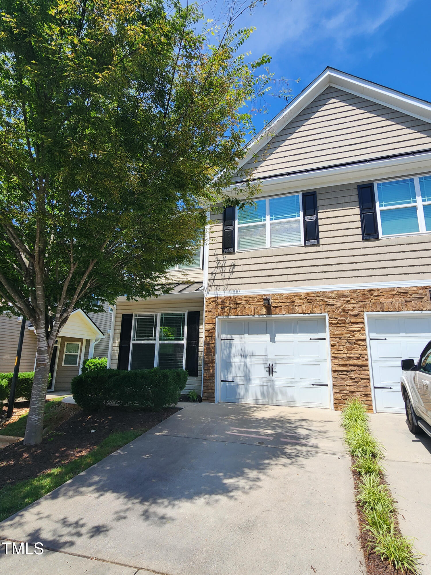 2018 Chancellor Place Raleigh NC 27603