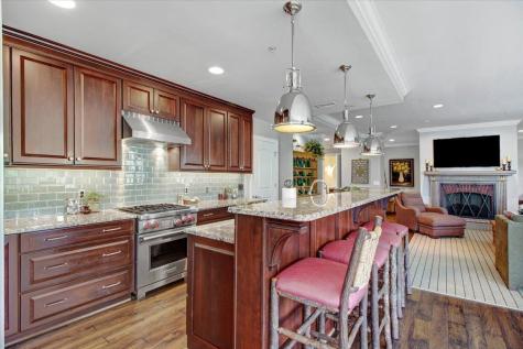 710 Independence Place NC