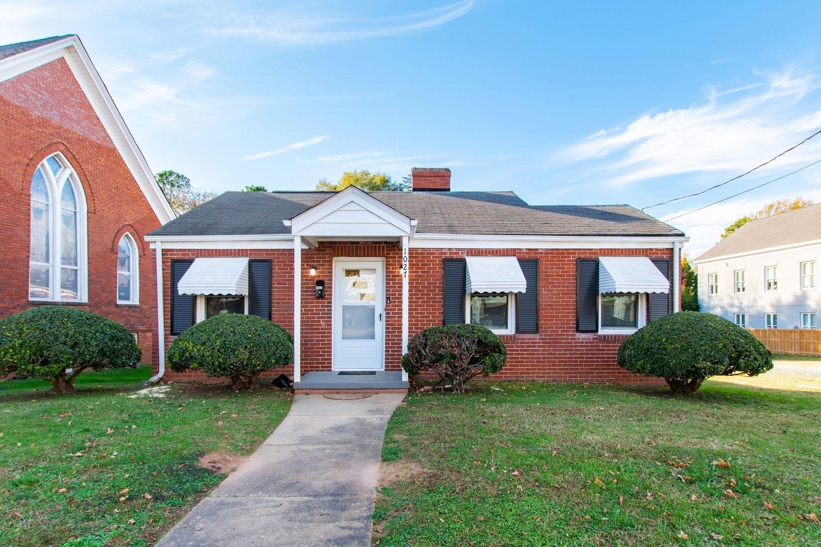 1027 Oberlin Road Raleigh NC 27605