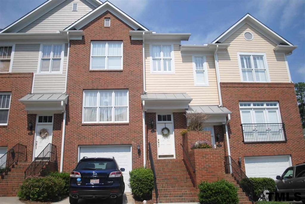 6107 Bordesley Court Raleigh NC 27609