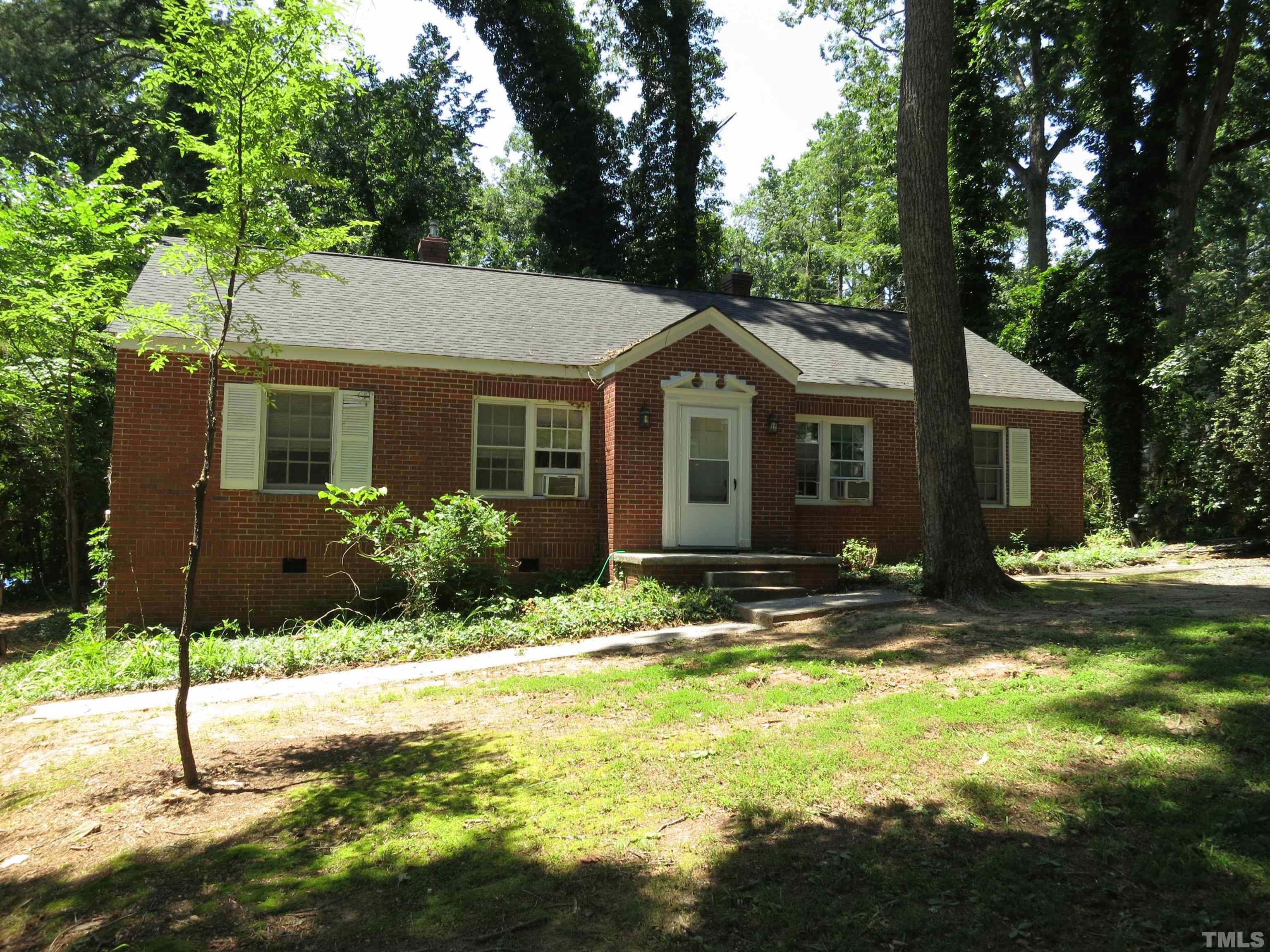906 Dawes Street Chapel Hill NC 27516
