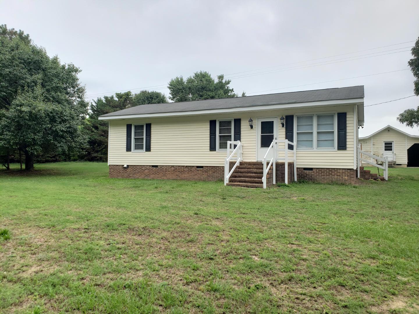 1280 Powhatan Road Clayton NC 27527