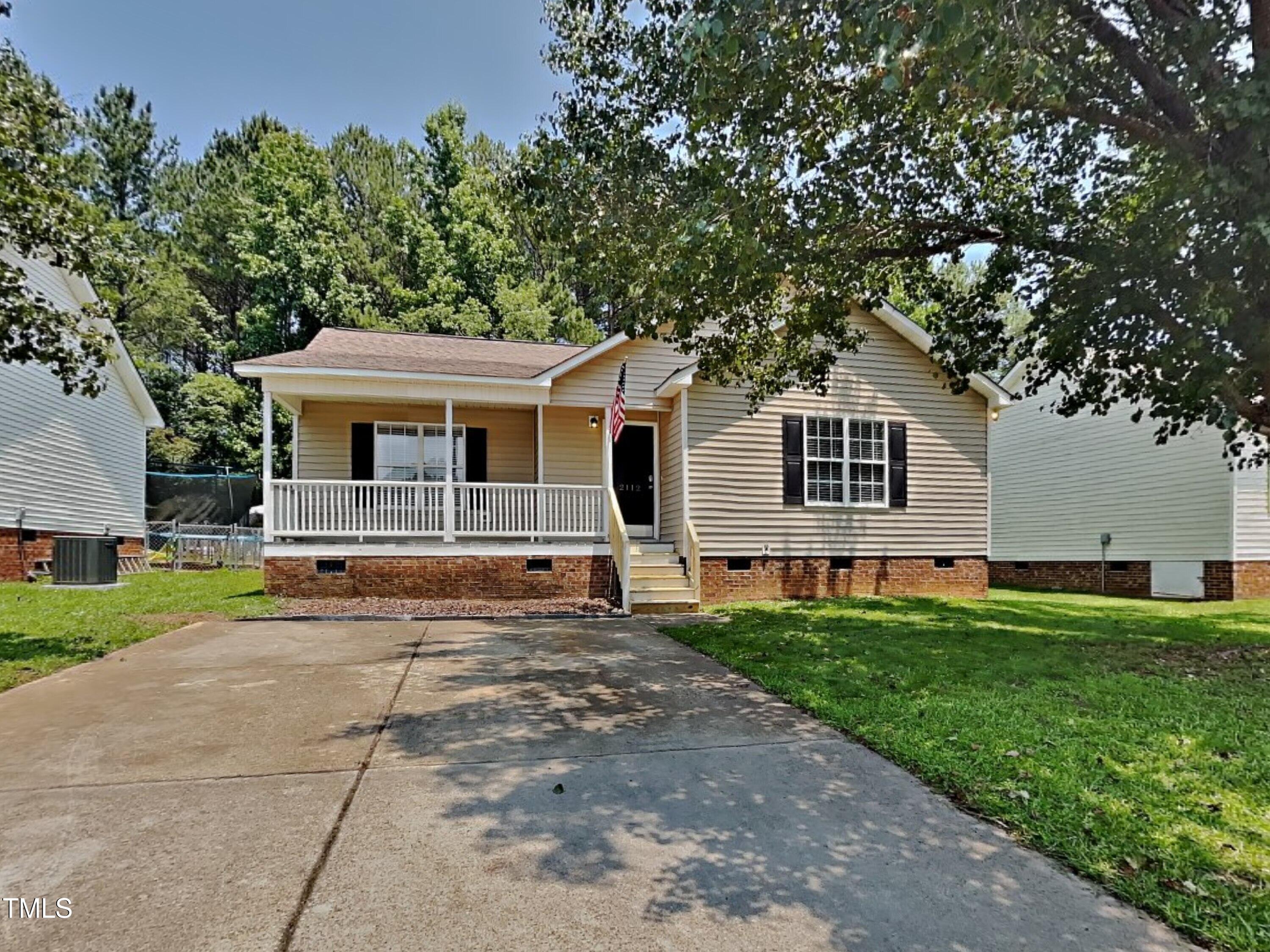 2112 Mckinnon Drive Clayton NC 27520