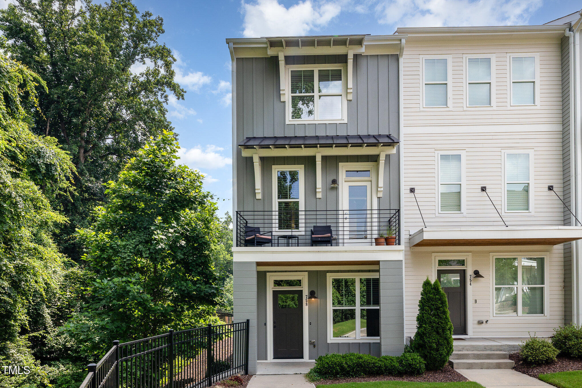758 Peakland Place Raleigh NC 27604