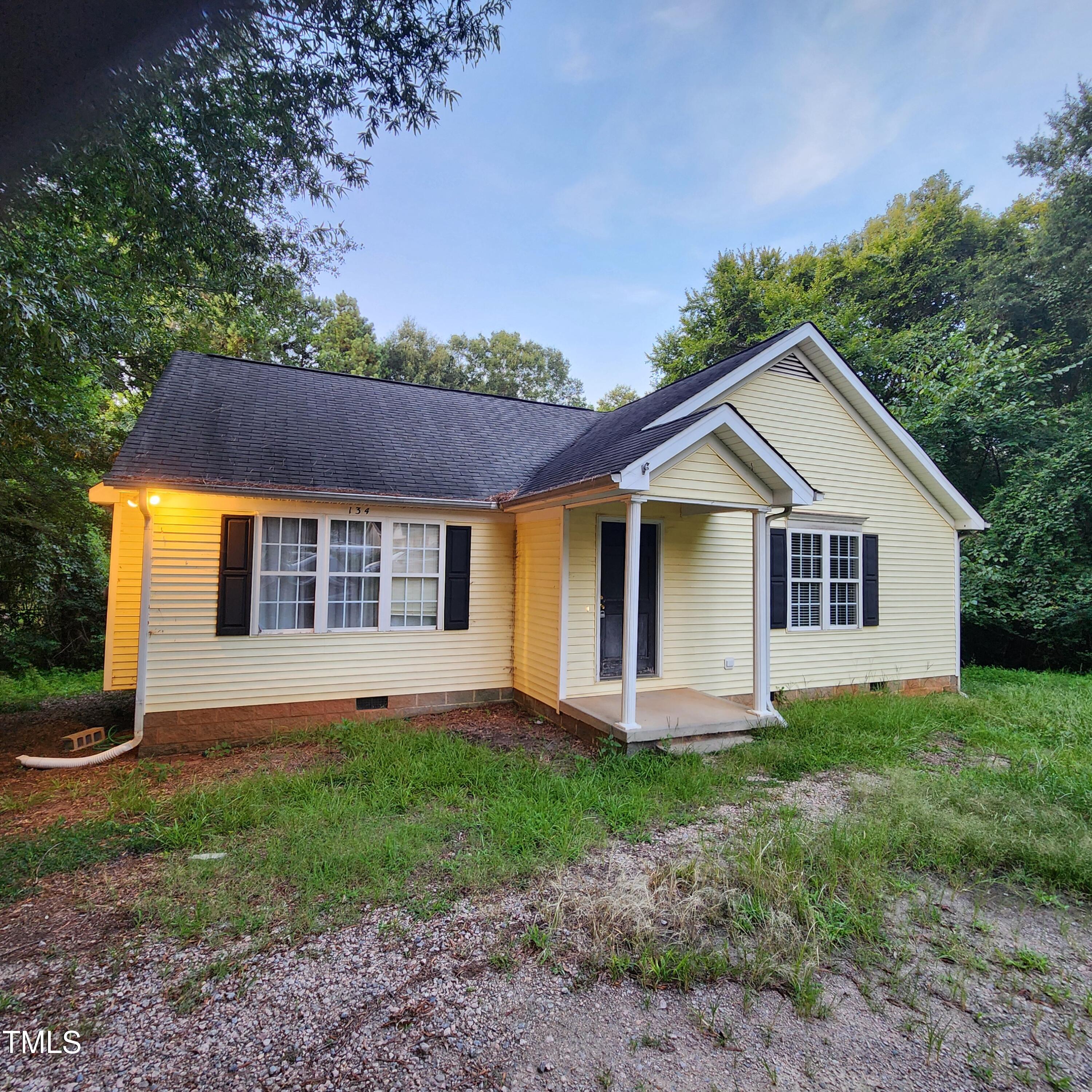 134 W Oak Avenue Wake Forest NC 27587