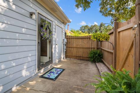 5613 Split Oak Way Raleigh NC 27609