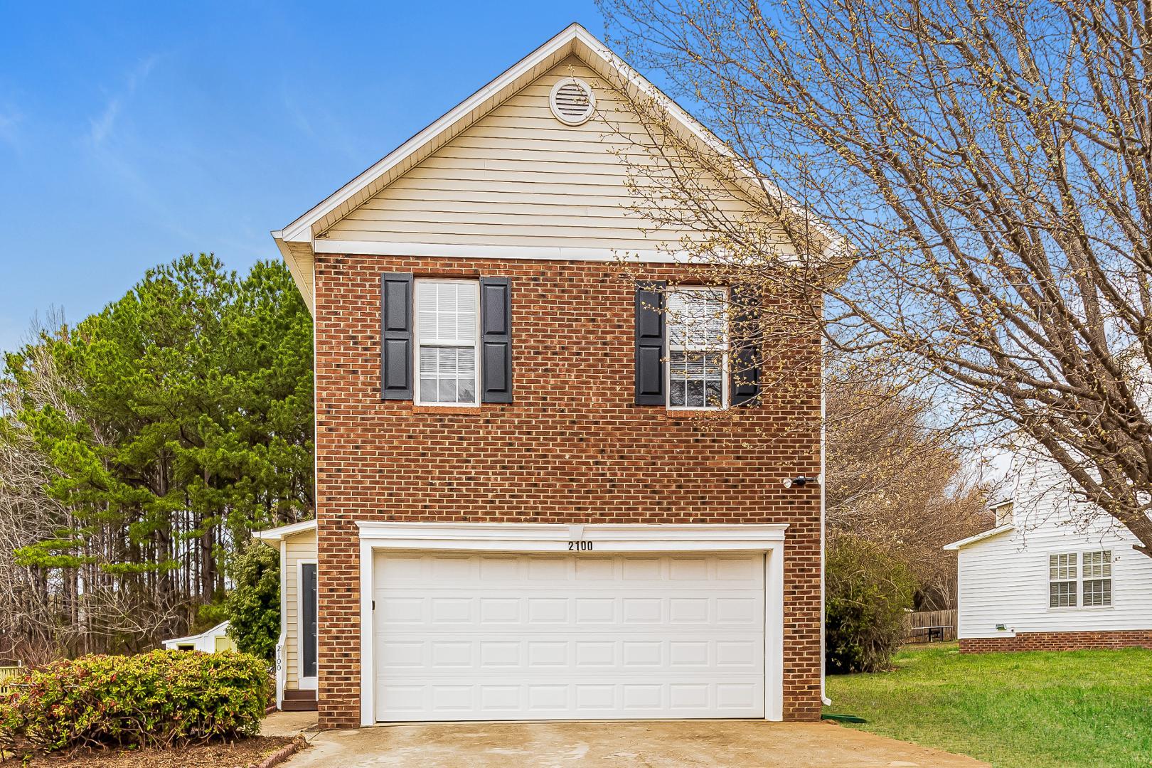 2100 Mckinnon Drive Clayton NC 27520
