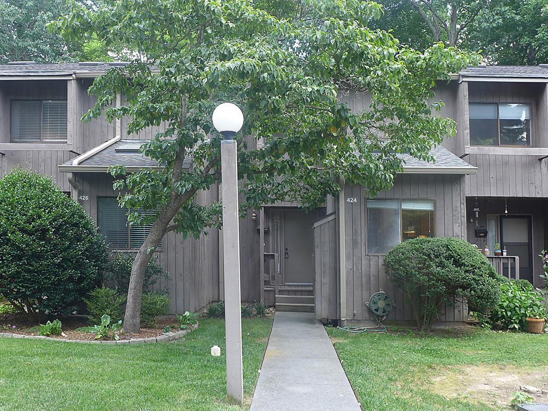 424 Fairoaks Circle Chapel Hill NC 27516