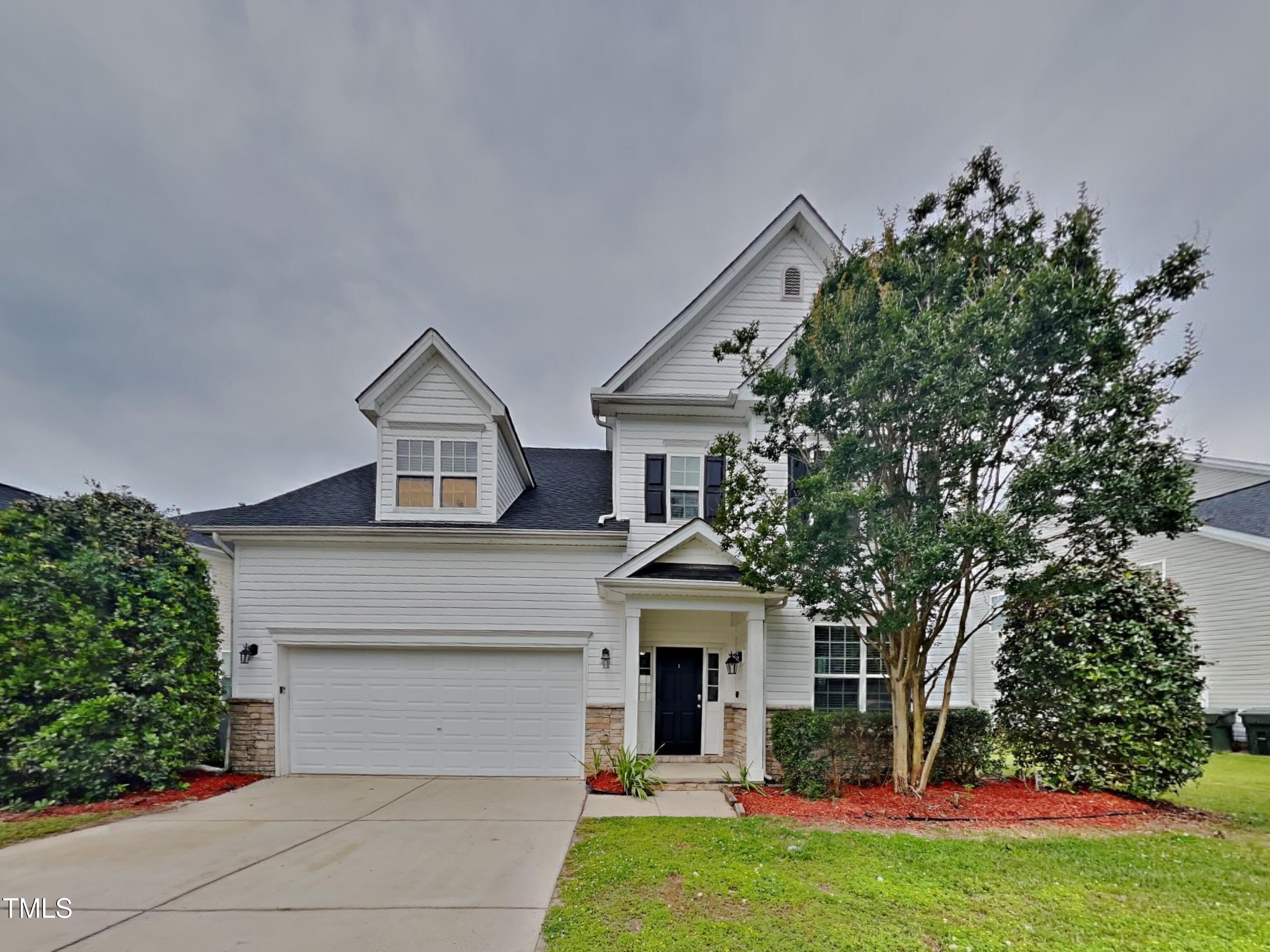 6413 Amber Bluffs Crescent Raleigh NC 27616