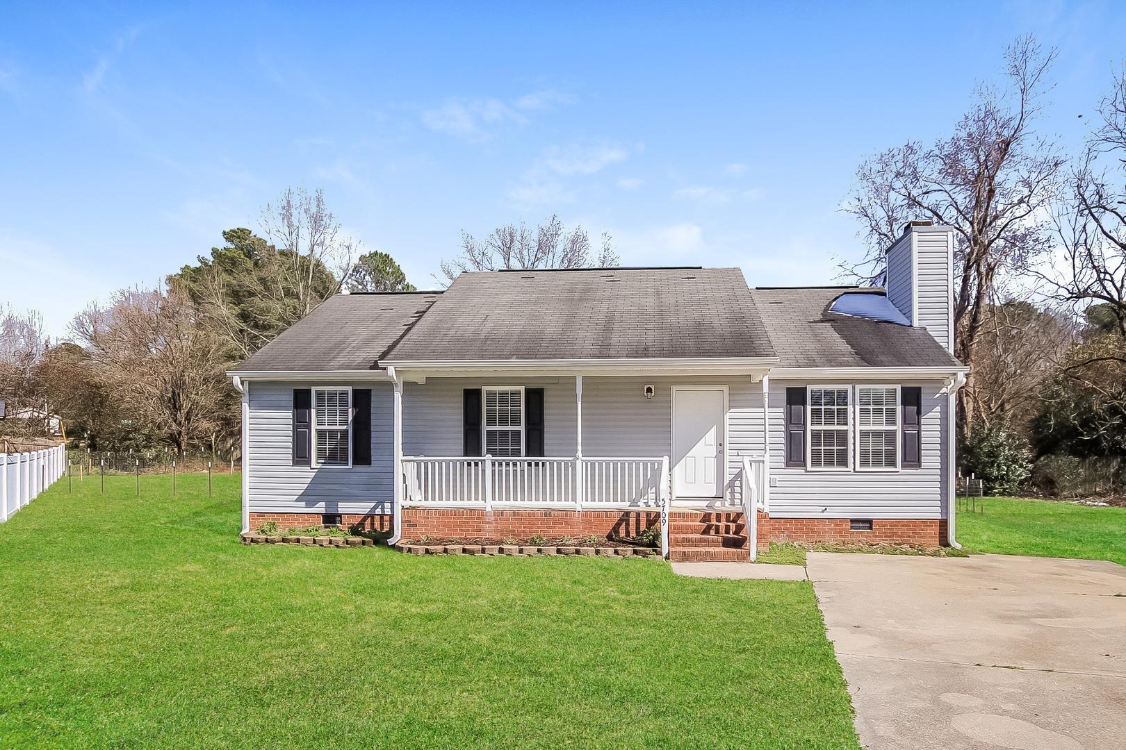 5709 Angelfish Court Raleigh NC 27610
