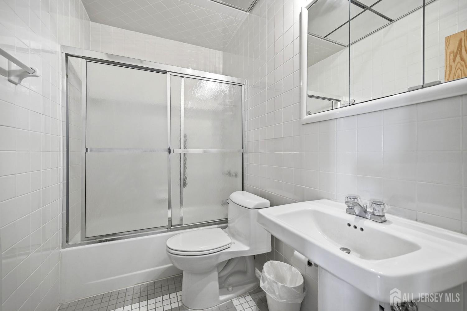 30 S Adelaide Avenue Highland Park NJ 08904