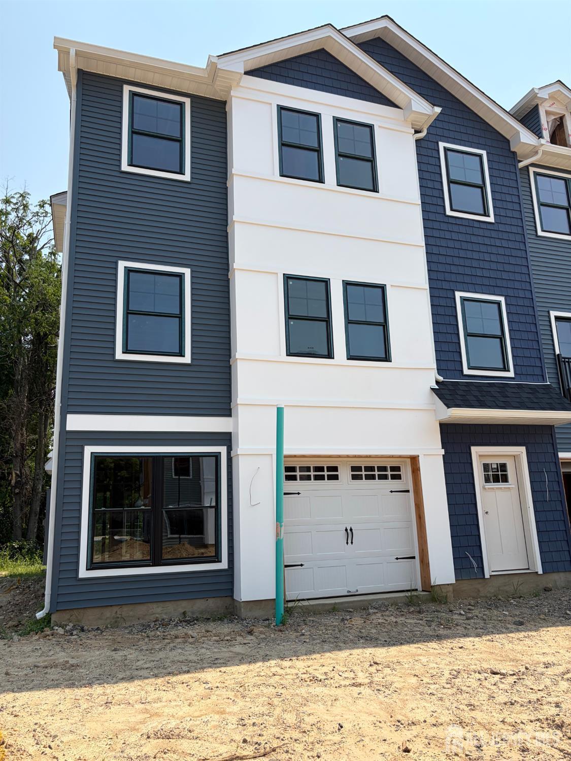 25 Bonus Court Sayreville NJ 08872