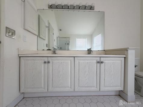 123 Bobolink Court Wayne NJ 07470