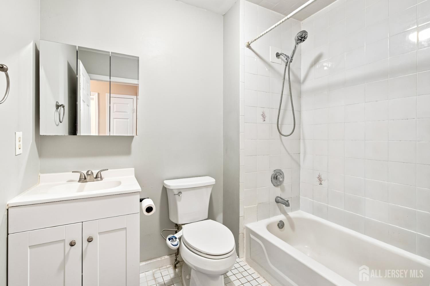 30 Kensington Drive Piscataway NJ 08854