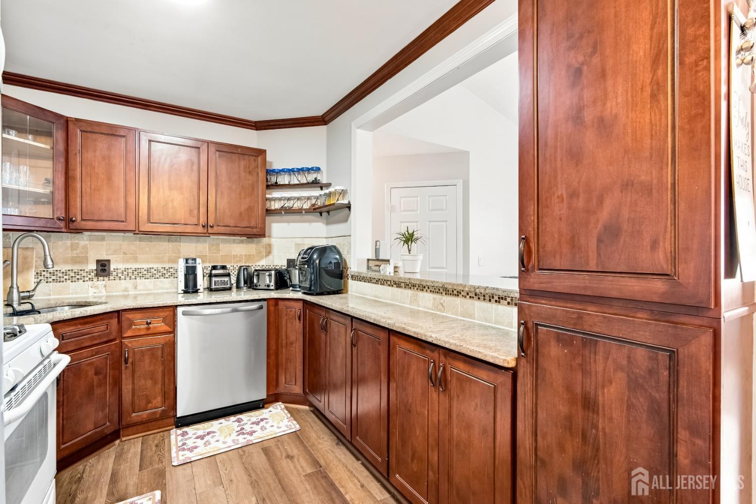 30 Kensington Drive Piscataway NJ 08854
