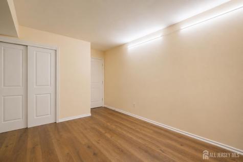 201 Edison Glen Terrace Edison NJ 08837