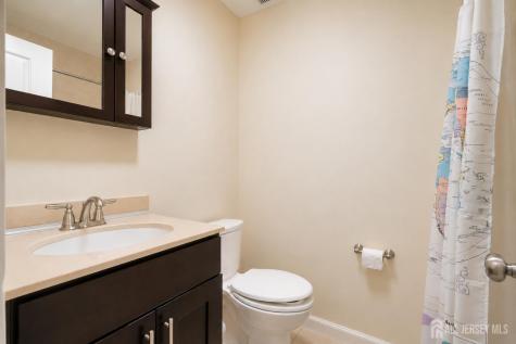 201 Edison Glen Terrace Edison NJ 08837