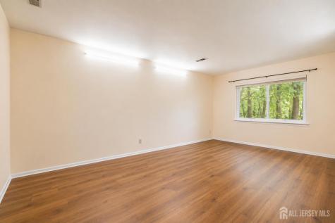 201 Edison Glen Terrace Edison NJ 08837