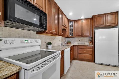 17 George Washington Drive Monroe NJ 08831