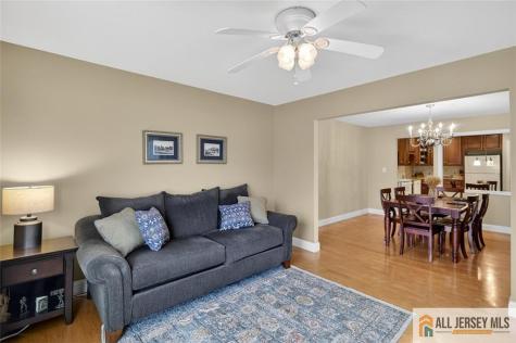 17 George Washington Drive Monroe NJ 08831